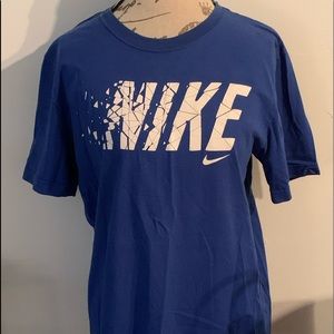 Nike tee